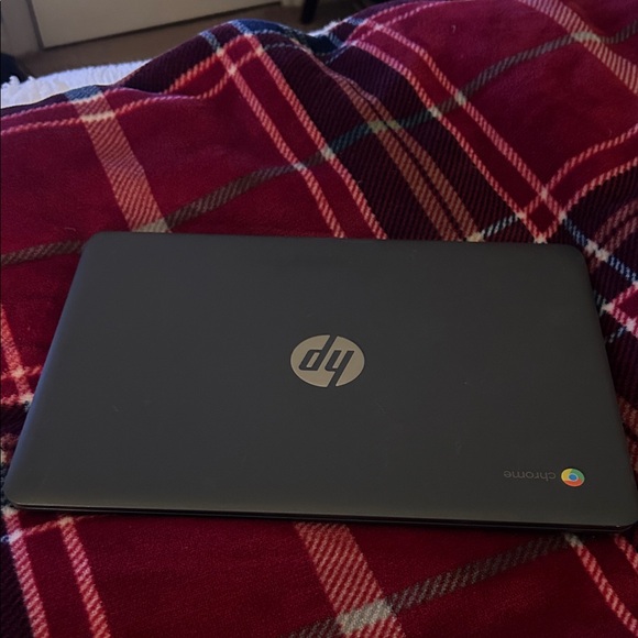 HP Chromebook - Matte Black Finish